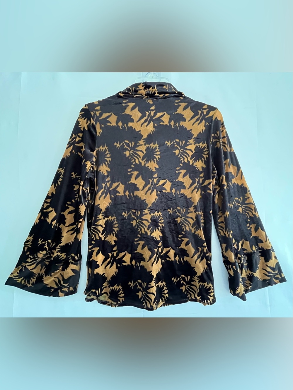 Cleo Whimsigoth Devore Burnout Velvet Floral Bell Sleeve Blouse XS - Picture 6 of 10